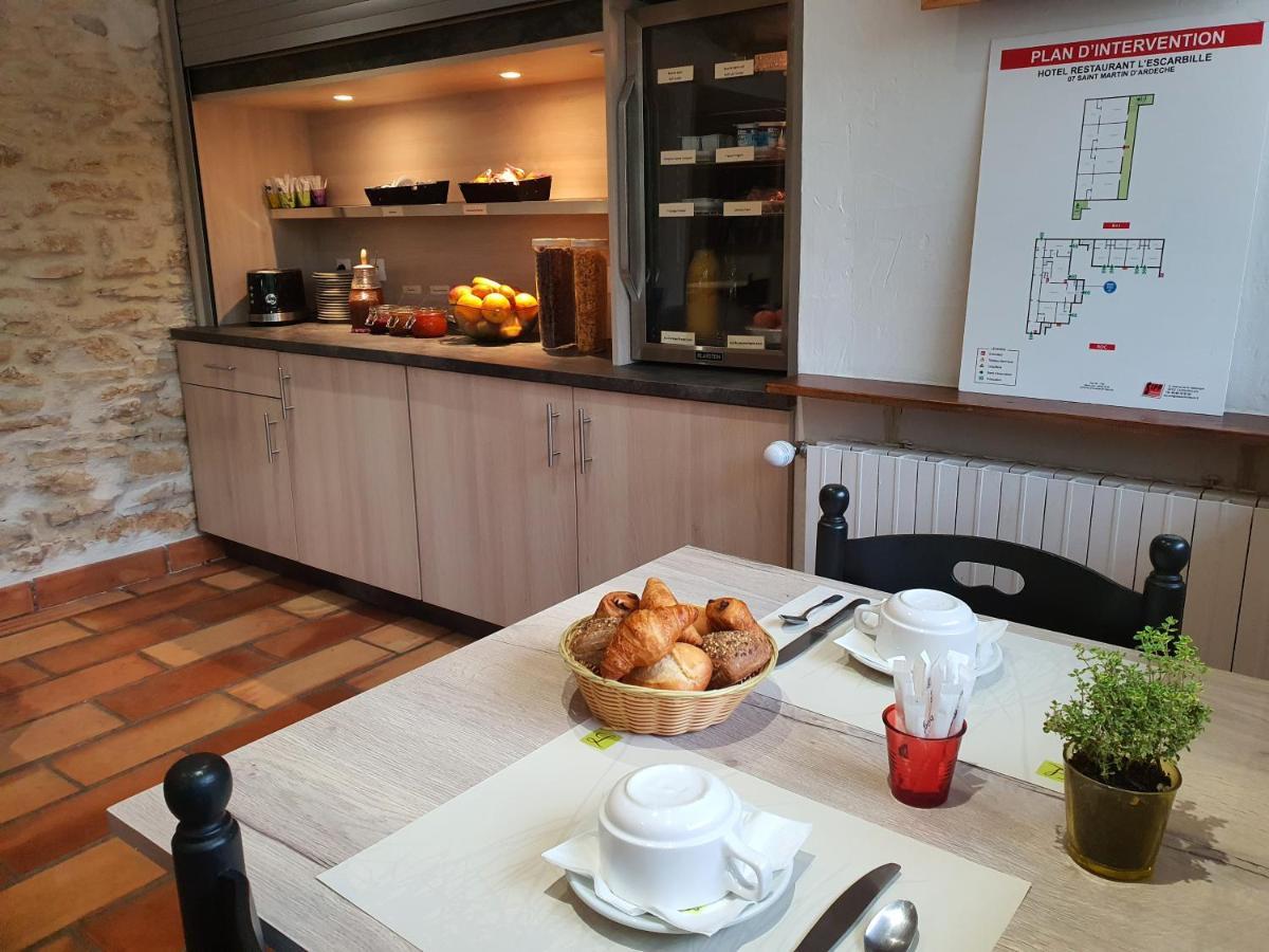 Logis Hotel Restaurant L'Escarbille Saint-Martin-dʼArdèche 외부 사진